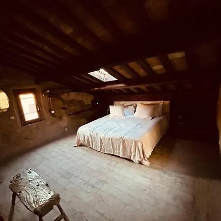 Palazzo Sabbioni Romantic With Kitchen Park View Apartment
