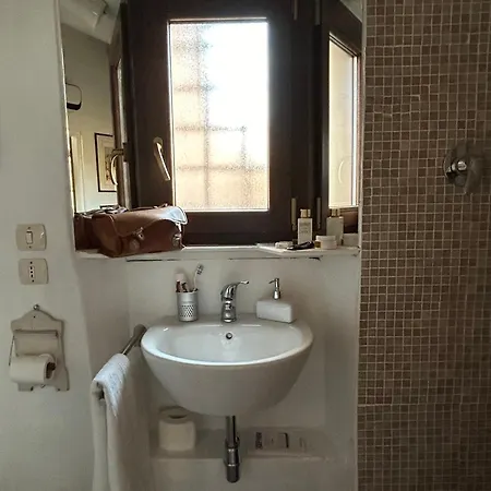 Apartment Palazzo Sabbioni Romantic With Kitchen Park View